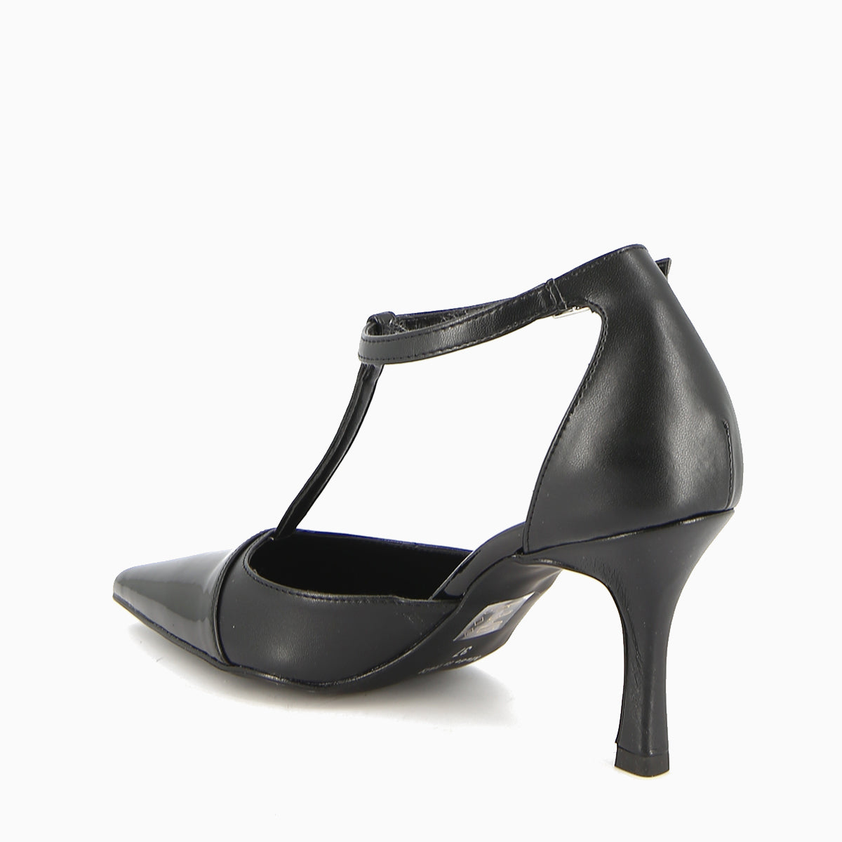 Ary Black Pumps