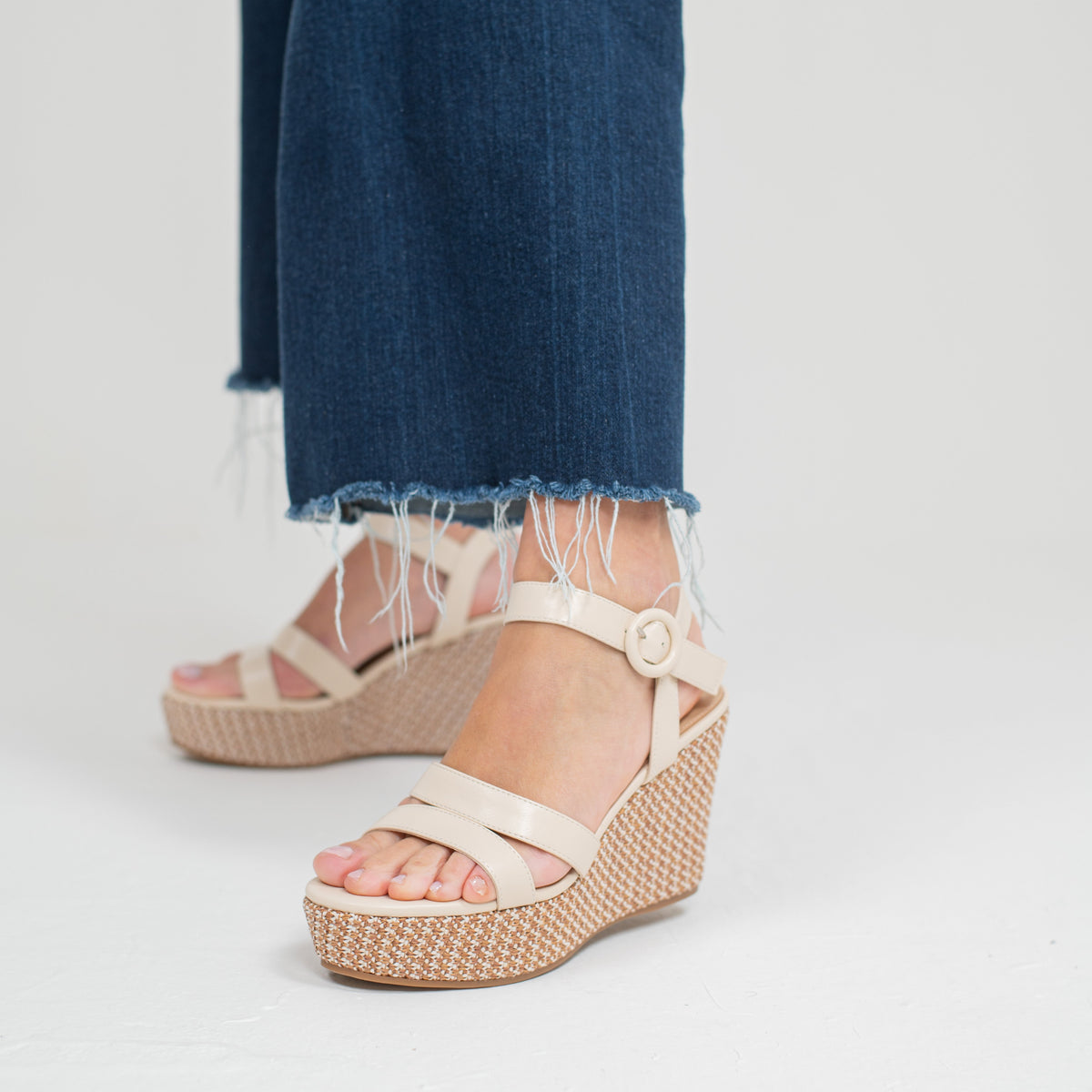 Silvia Schwarze Keilsandale