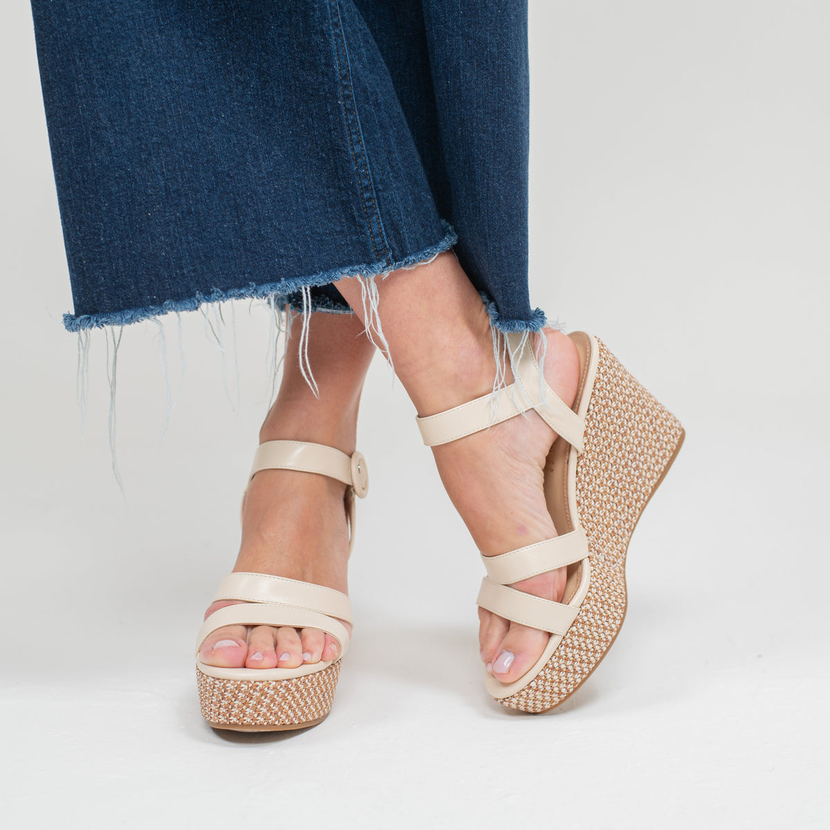 Silvia Schwarze Keilsandale