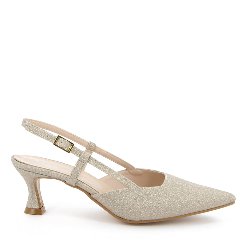 Slingback décolleté with beige wedding band