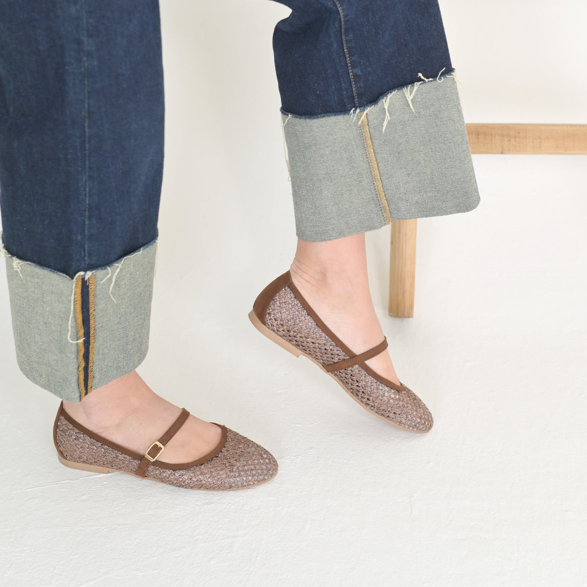 Ballerina Mirty in Rafia Tortora